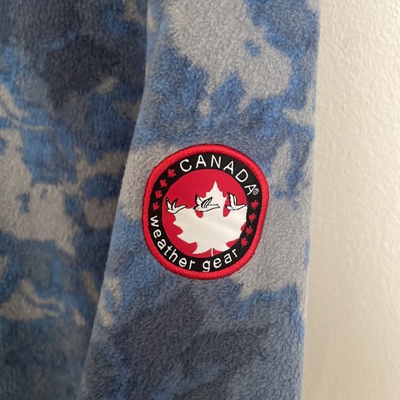 Canada Weathergear fleece pullover - Picture 3 of 5